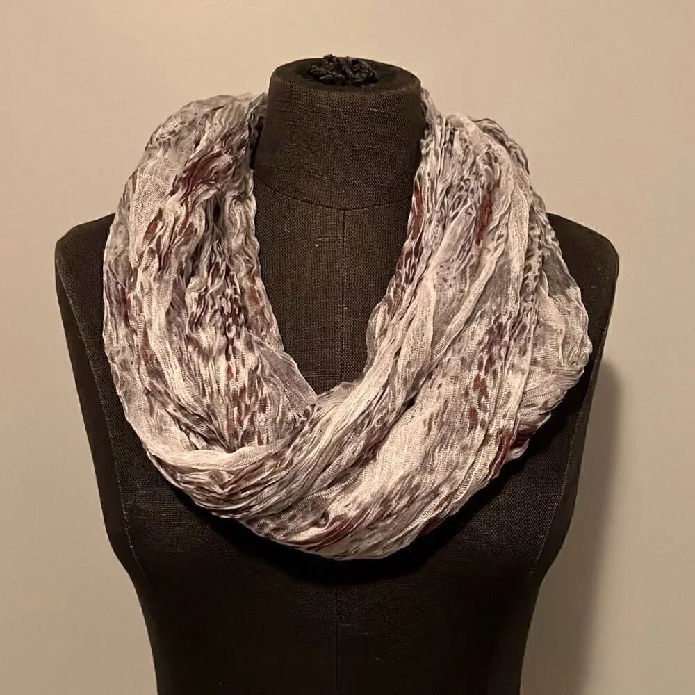 Collection Eighteen Women's Animal Print Infinity Scarf